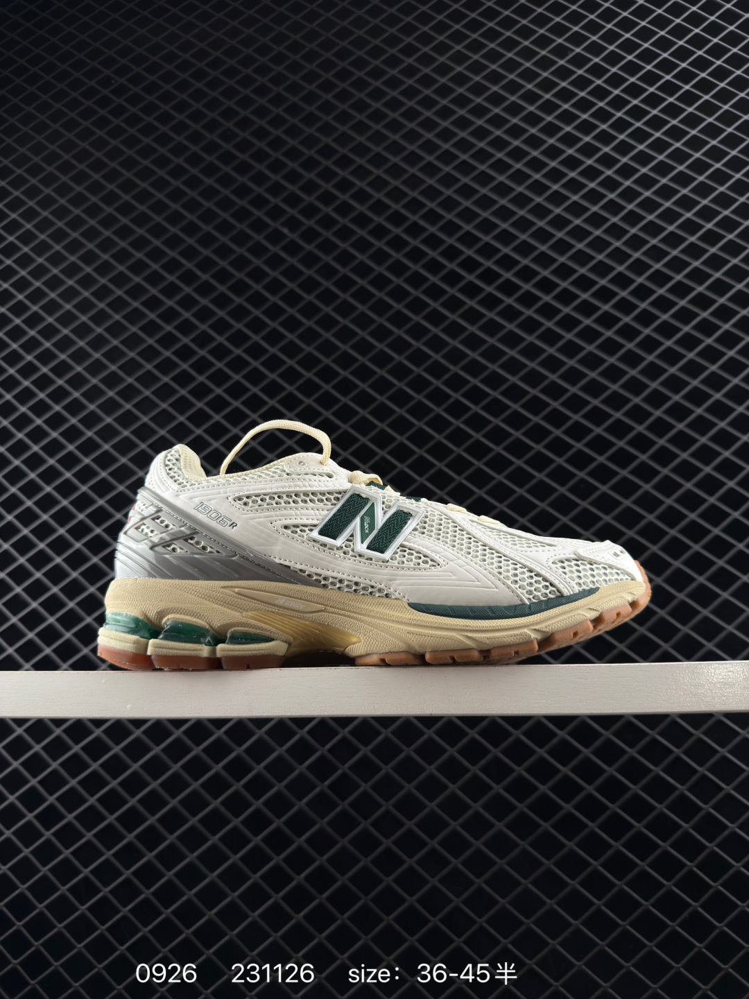 New Balance M1906